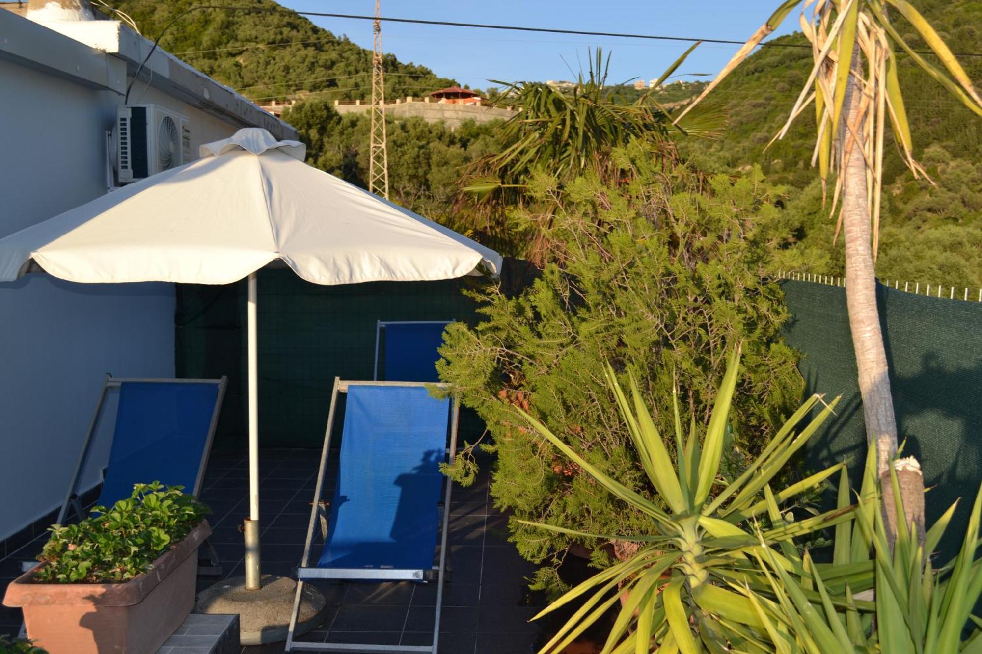 דירות Vlorë Seaview Penthouse Terrace & Garage מראה חיצוני תמונה